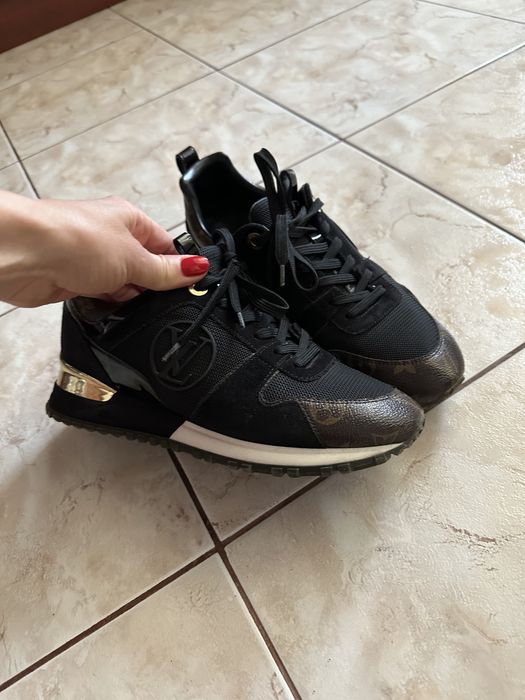 Кросівки оригінальні