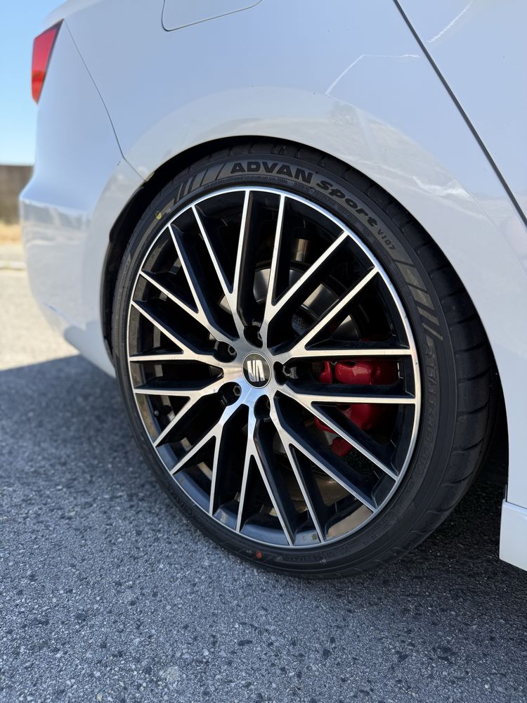 Seat leon cupra st 290 performance