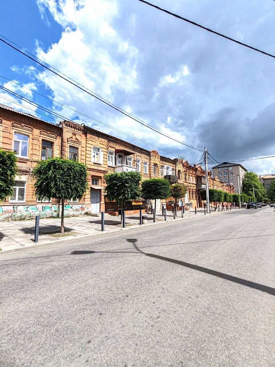 777 Продам  квартиру 73 м2 на Троицкой, Центр.