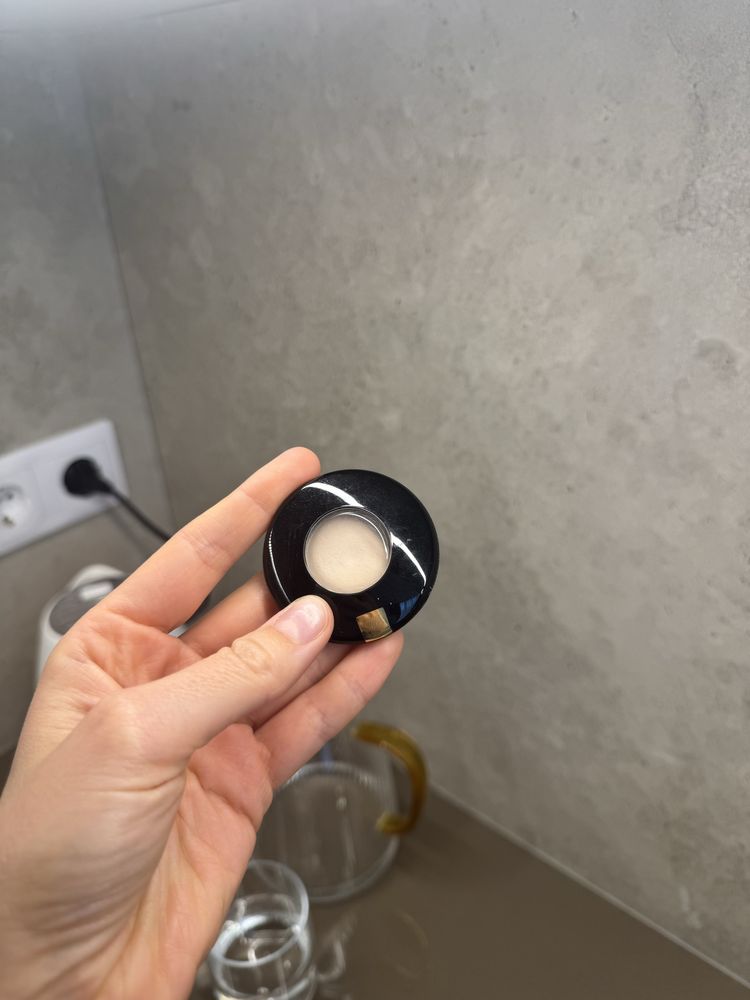 Нюдовые тени бежевые Lancome Chanel Dior Clarins Medik8