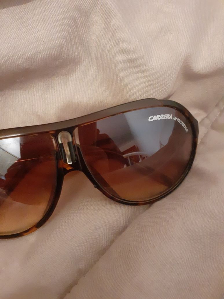 Óculos de sol estilo Carrera