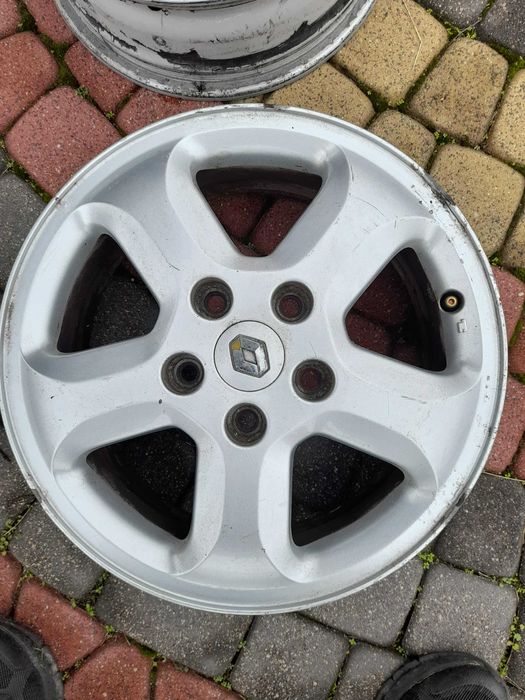 Felgi Aluminiowe Renault trafic 16* 5x118 Nissan Primastar Opel vivaro