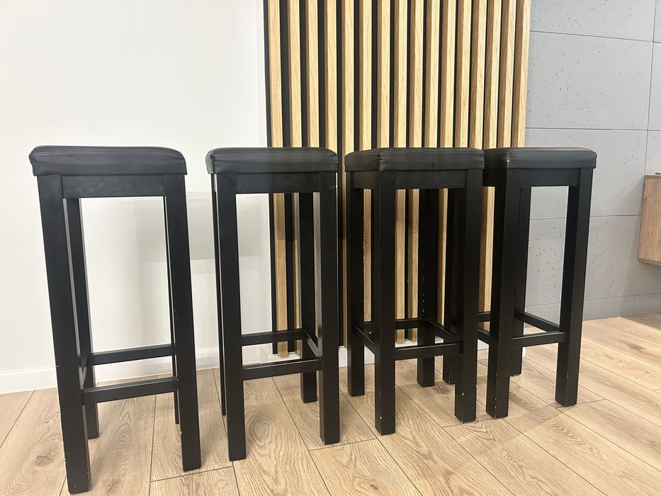 Hoker czarny ze skórą