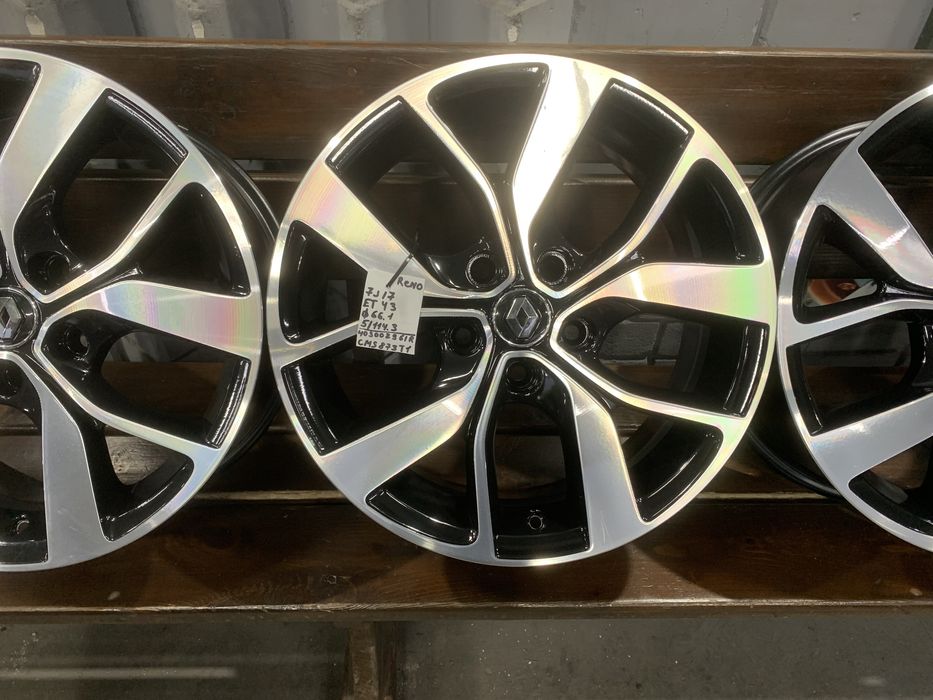 99 Оригинальные литые диски Renault 5/114.3 R17 et42 403002961r