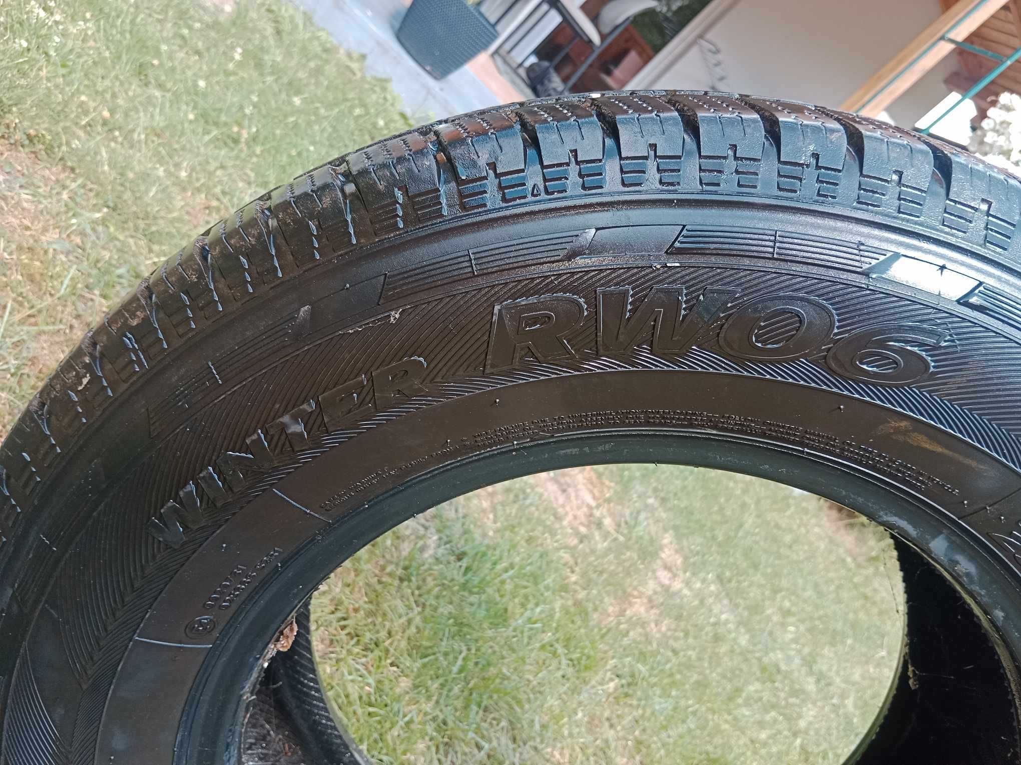 Opony zimowe Hankook rw06 winter 235/65r16c
