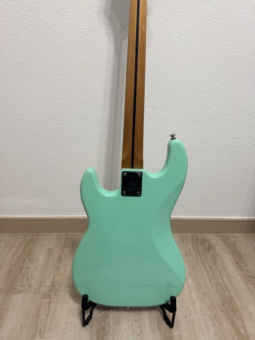 Baixo Harley Benton MV-4P