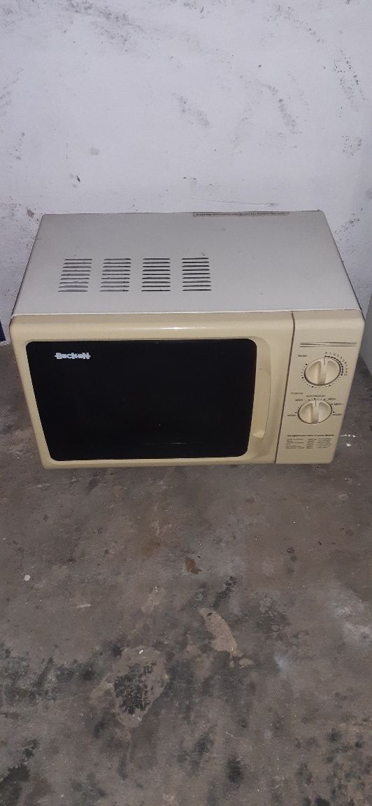 Microondas com grill