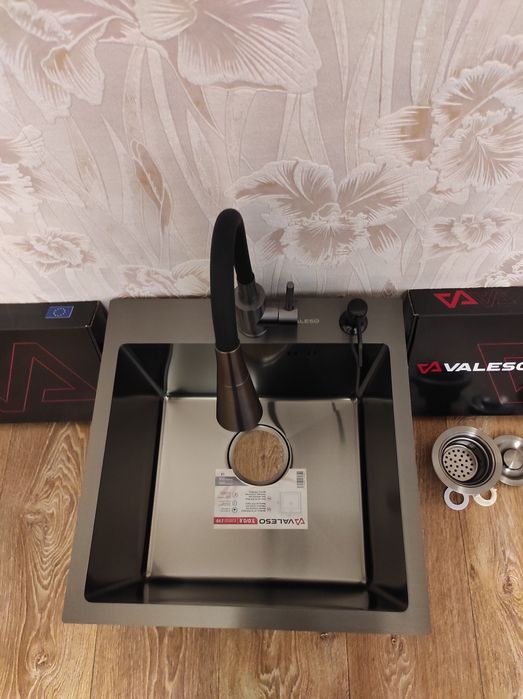 Акция!-37%  Мойка на кухню 50*50 Valeso толщина 2 mm.