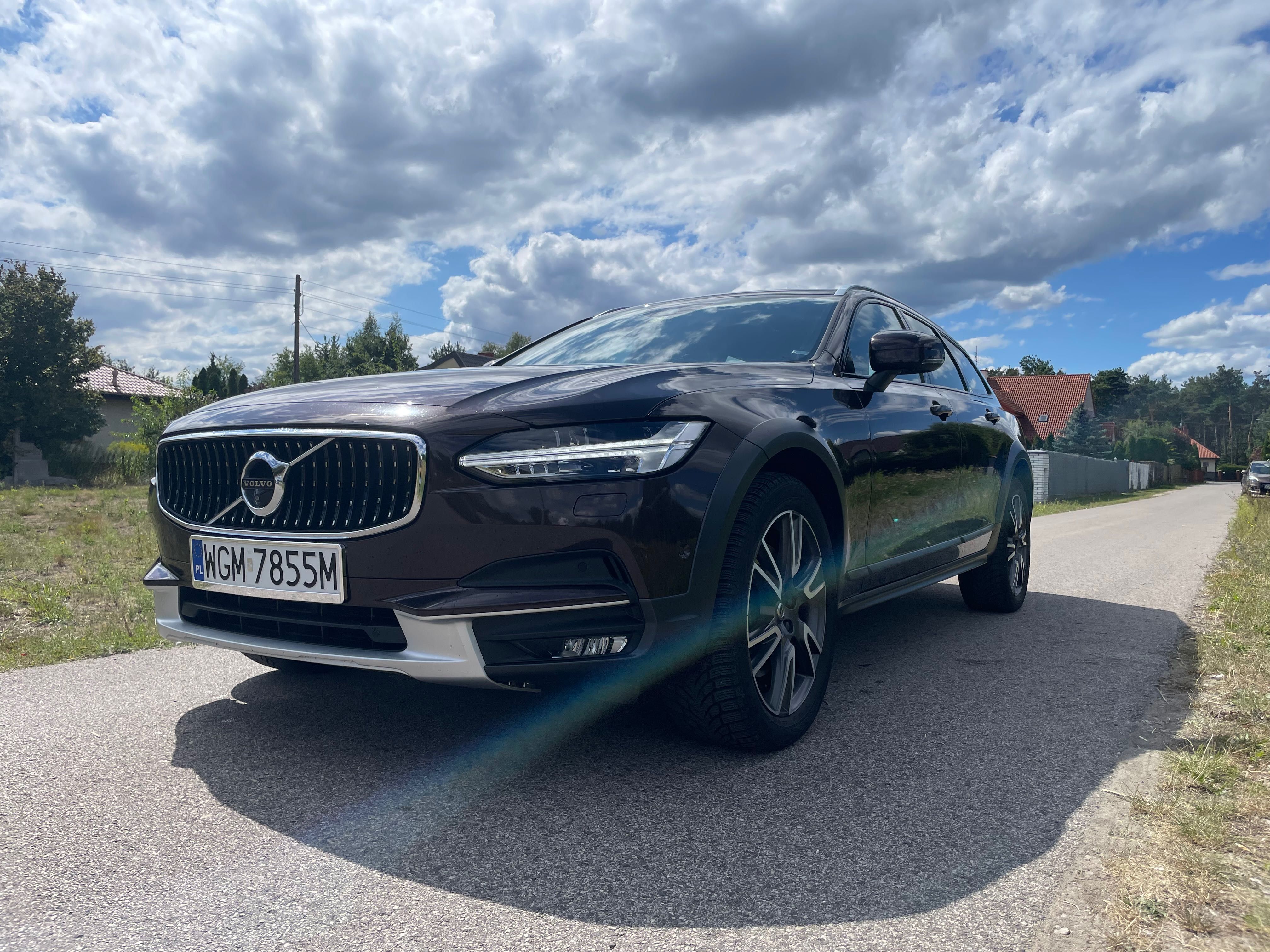 Volvo V90 Cross Country D5 AWD Pro 2018 Panorama Dach Bogata wersja