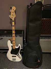 Baixo Fender Squire Jazz Bass