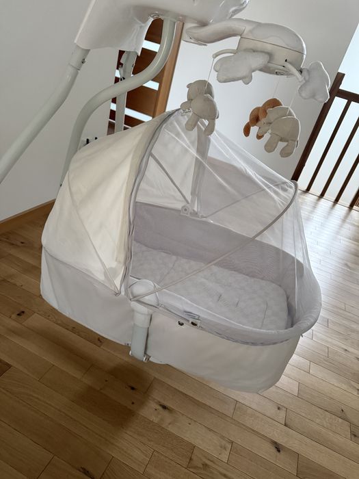 Leżaczek bujaczek Lionello Henny