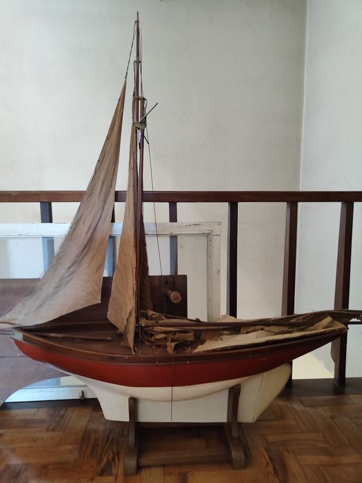 Barco antigo madeira