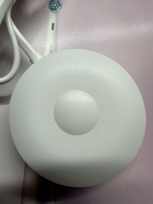 Нова оригінальна зарядка oral-b iO