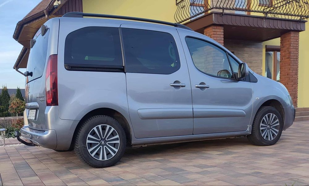 Sprzedam Peugeot partner Tepee 1.6 HDI, Salon Polska 2017r.