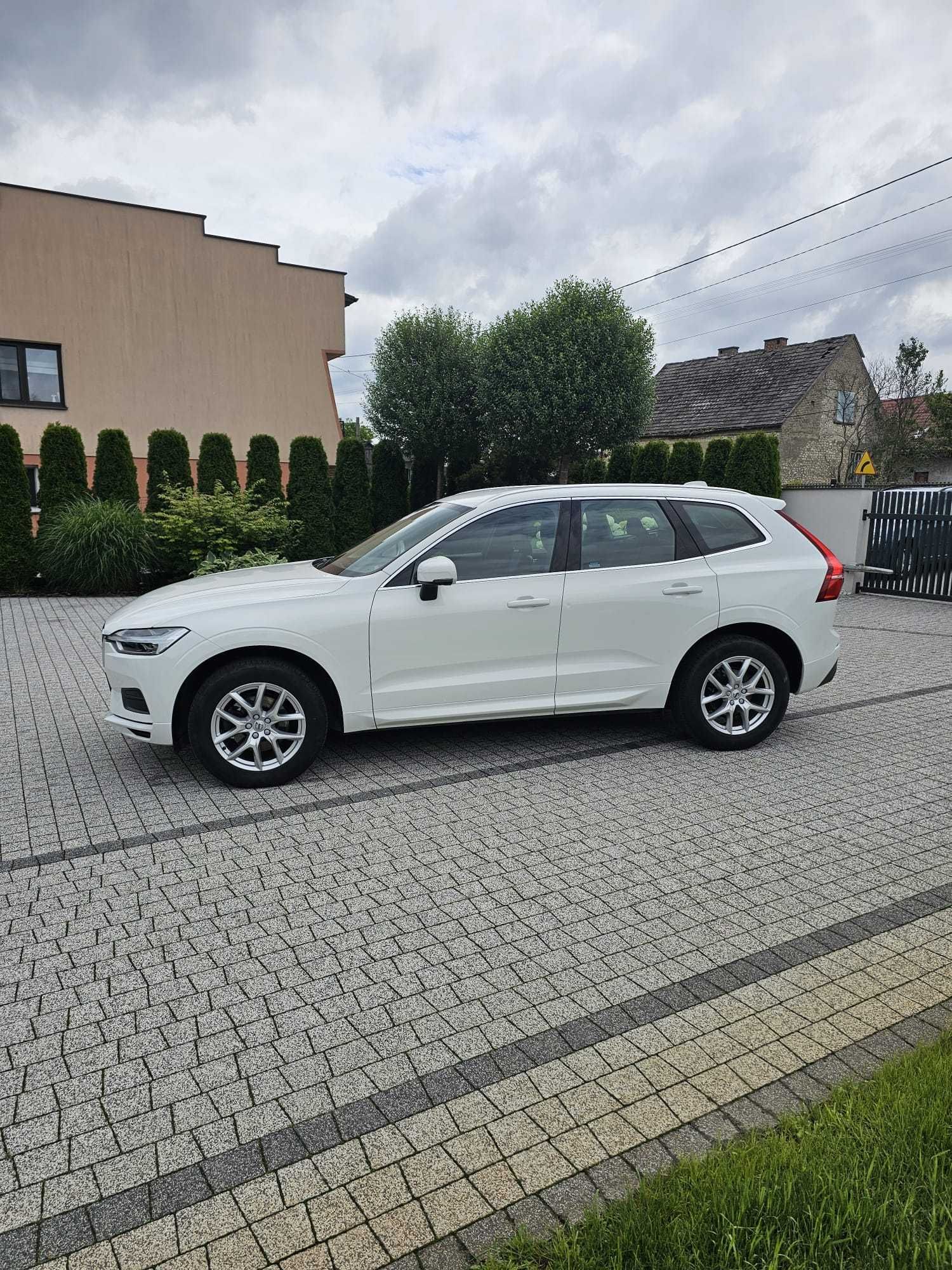 Volvo XC60 D3 2.0 Diesel 2019R 150 KM Momentum Pro