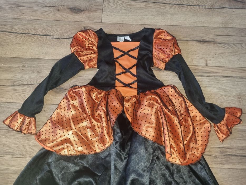 Stroj dyni/czarownicy r 6/8 lat