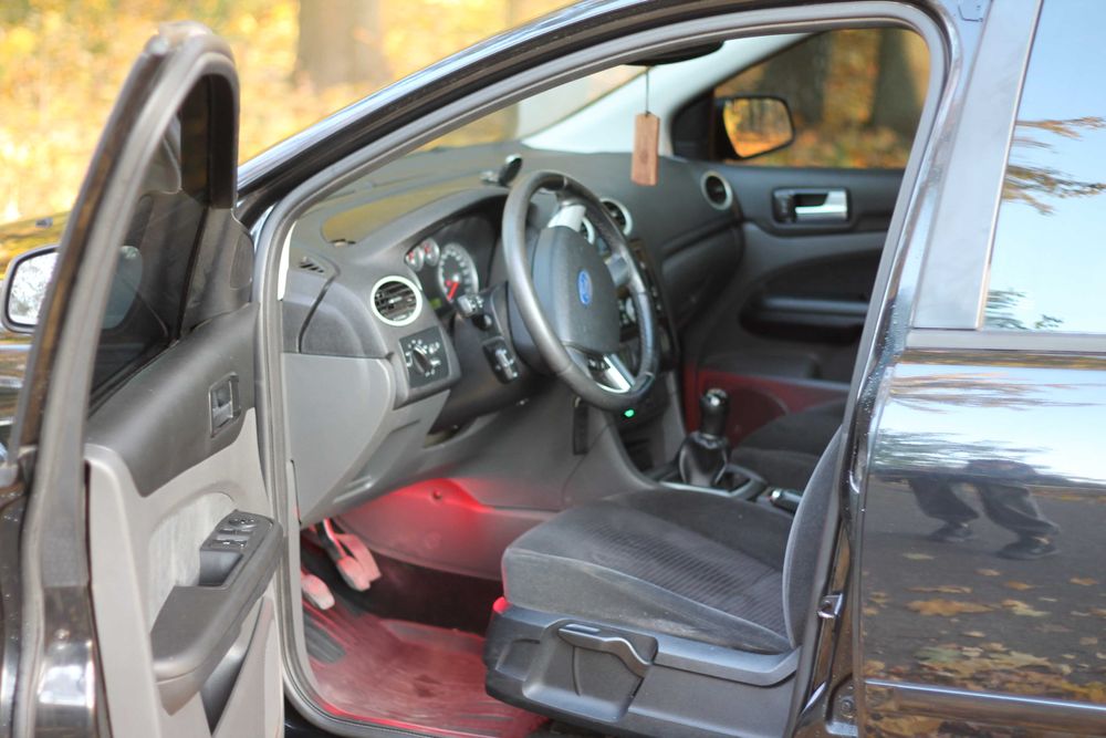 Ford Focus (повна комплектація)