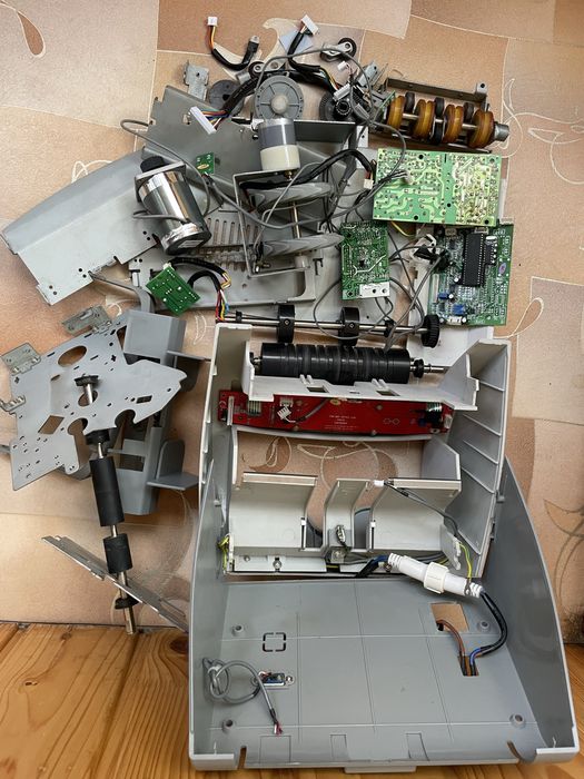 Купюросчетная машинка на запчасти, разобранная