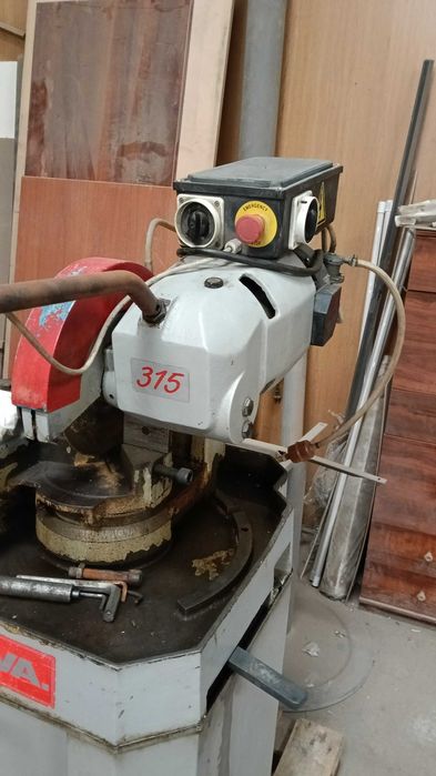 Máquina cortar ferro