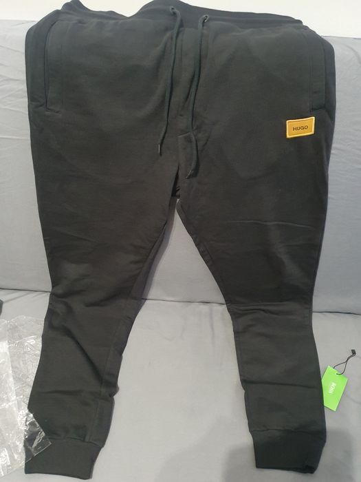 Nowe Hugo Boss Dresy XL Męskie Czarne