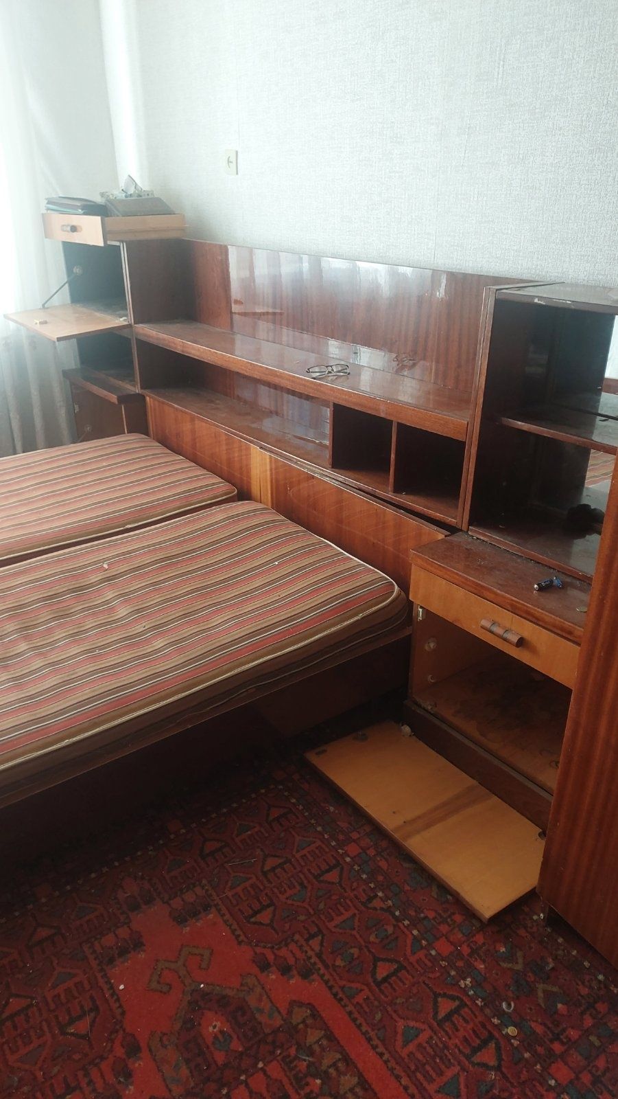 Кровать двуспальна