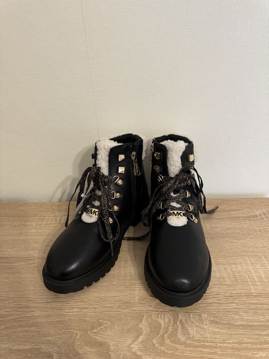 Нові фірмові ботинки майкл корс оригінал