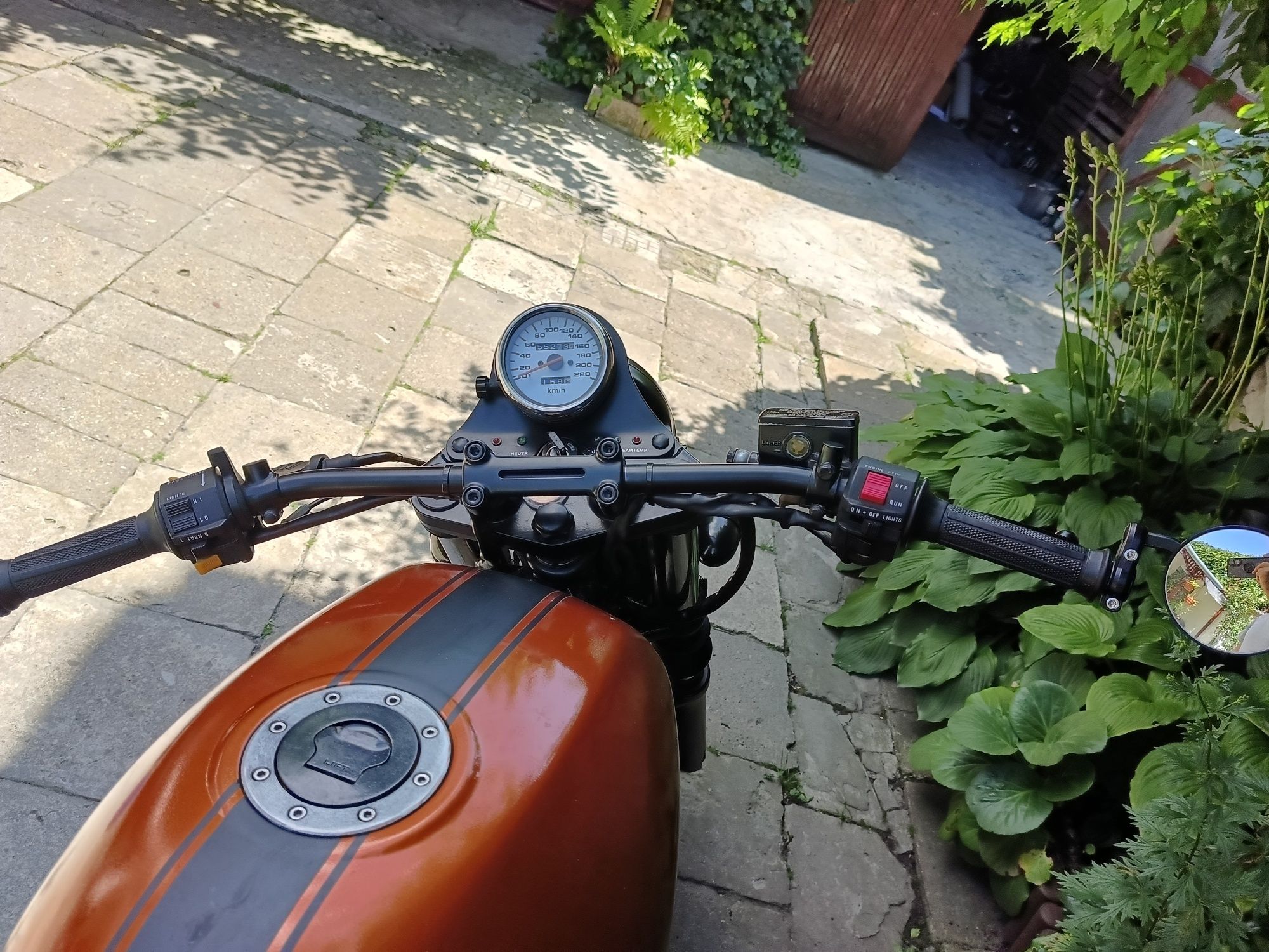 Suzuki VX 800 scrambler, caffe racer, bobber