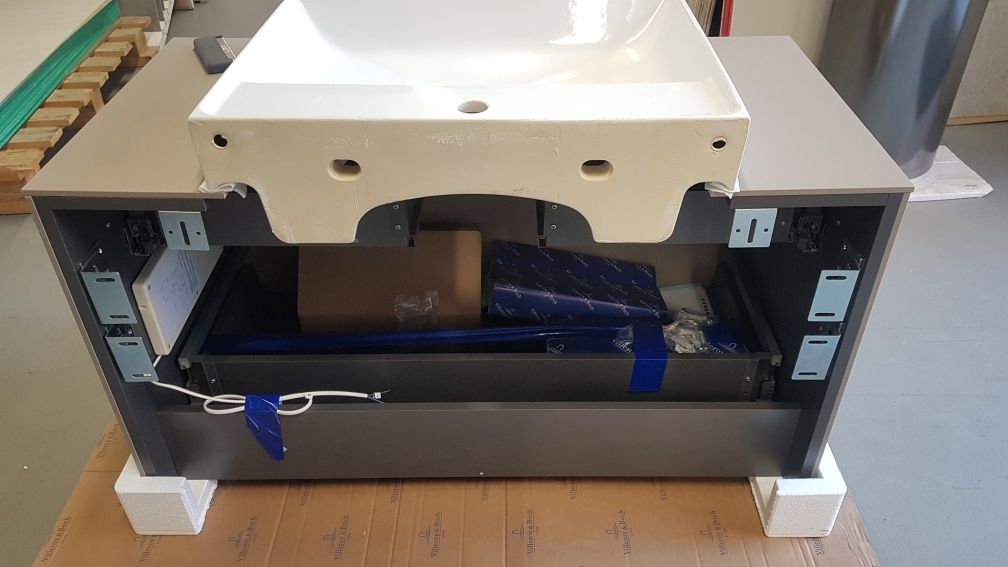 Szafka pod umywalkę Villeroy & Boch Collaro