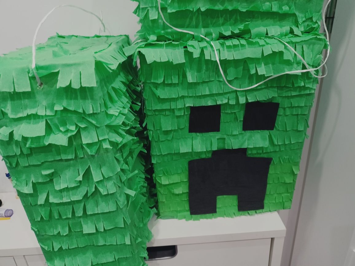 Piniata Minecraft creeper do rozbicia