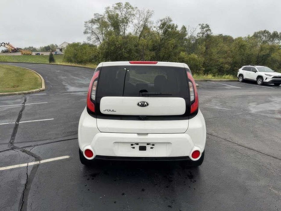 Kia Soul      2015