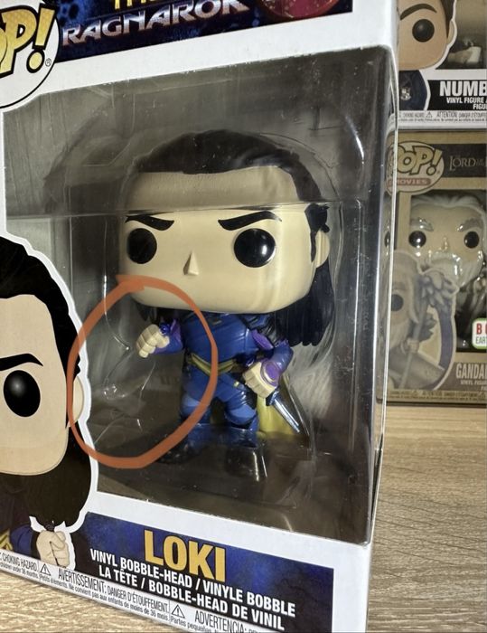 Funko Pop Loki 242 Фанко поп Локи (поврежден)
