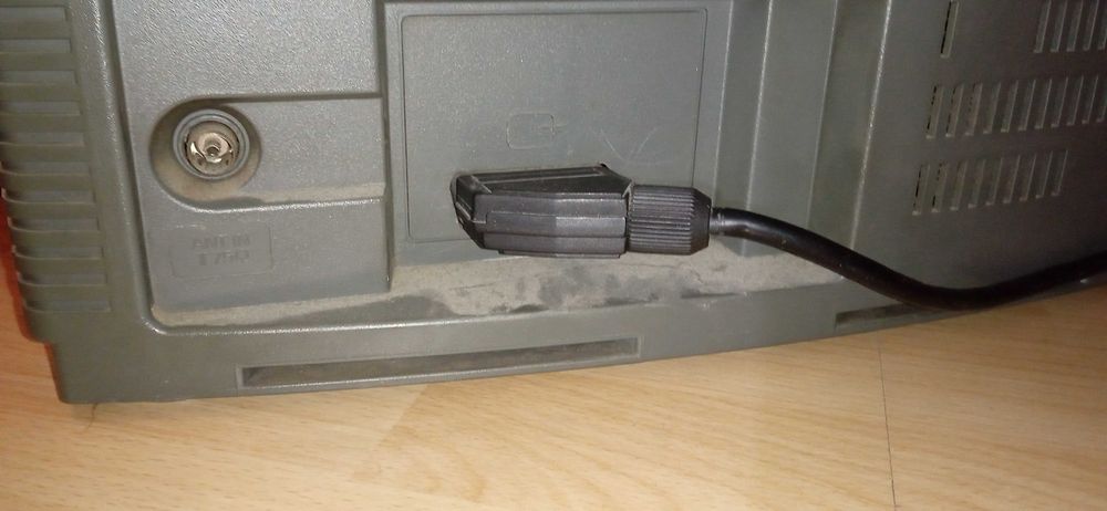 Telewizor kineskopowy LG 21cal