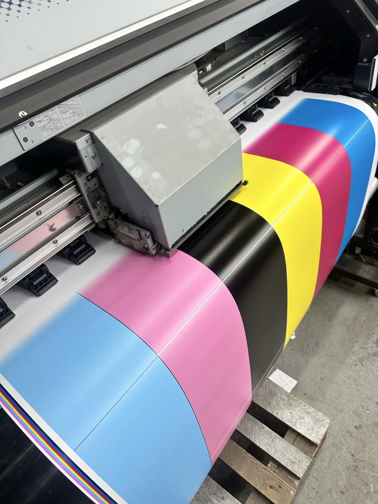 Ploter Solwentowy Oki e-64 S