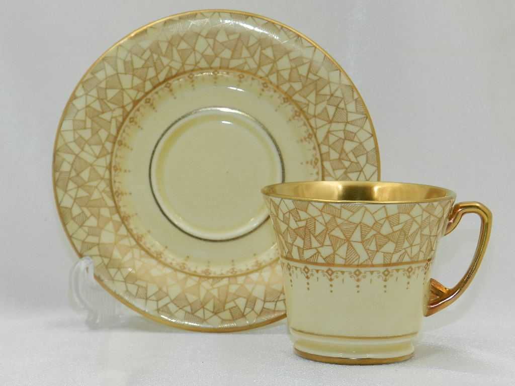 Filiżanka mokka złocona CROWN DEVON l. 30-50-te XX w.