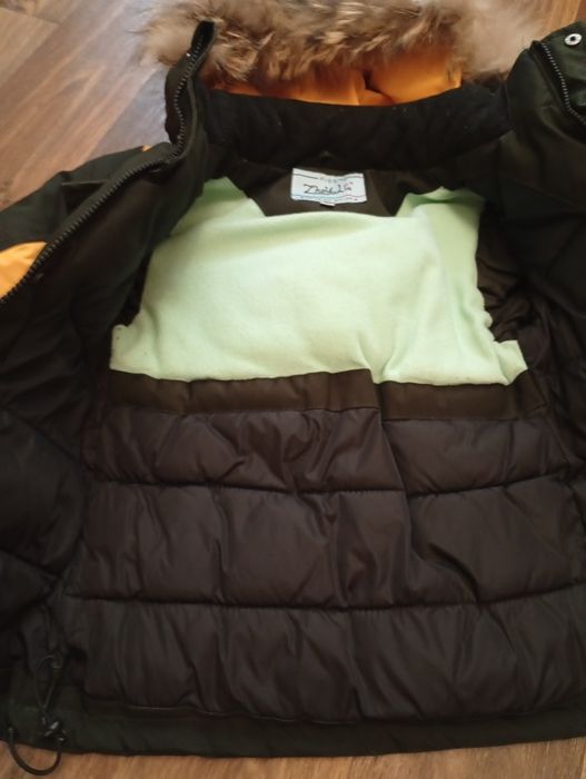 Продам куртку зимнюю