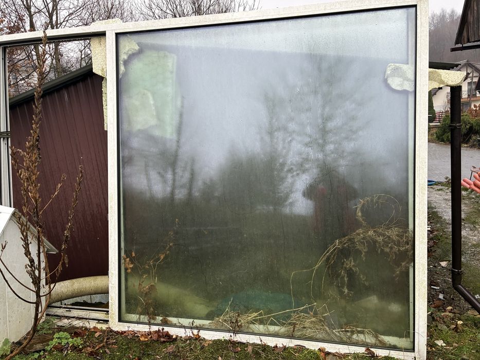 Okno tarasowe, witryna sklepowa