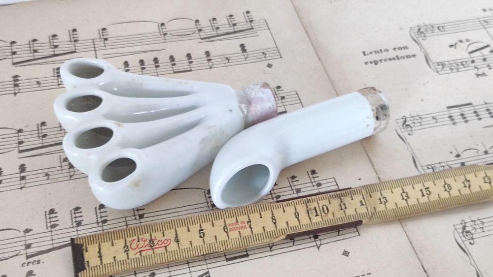 Respiros de janelas antigos em loiça