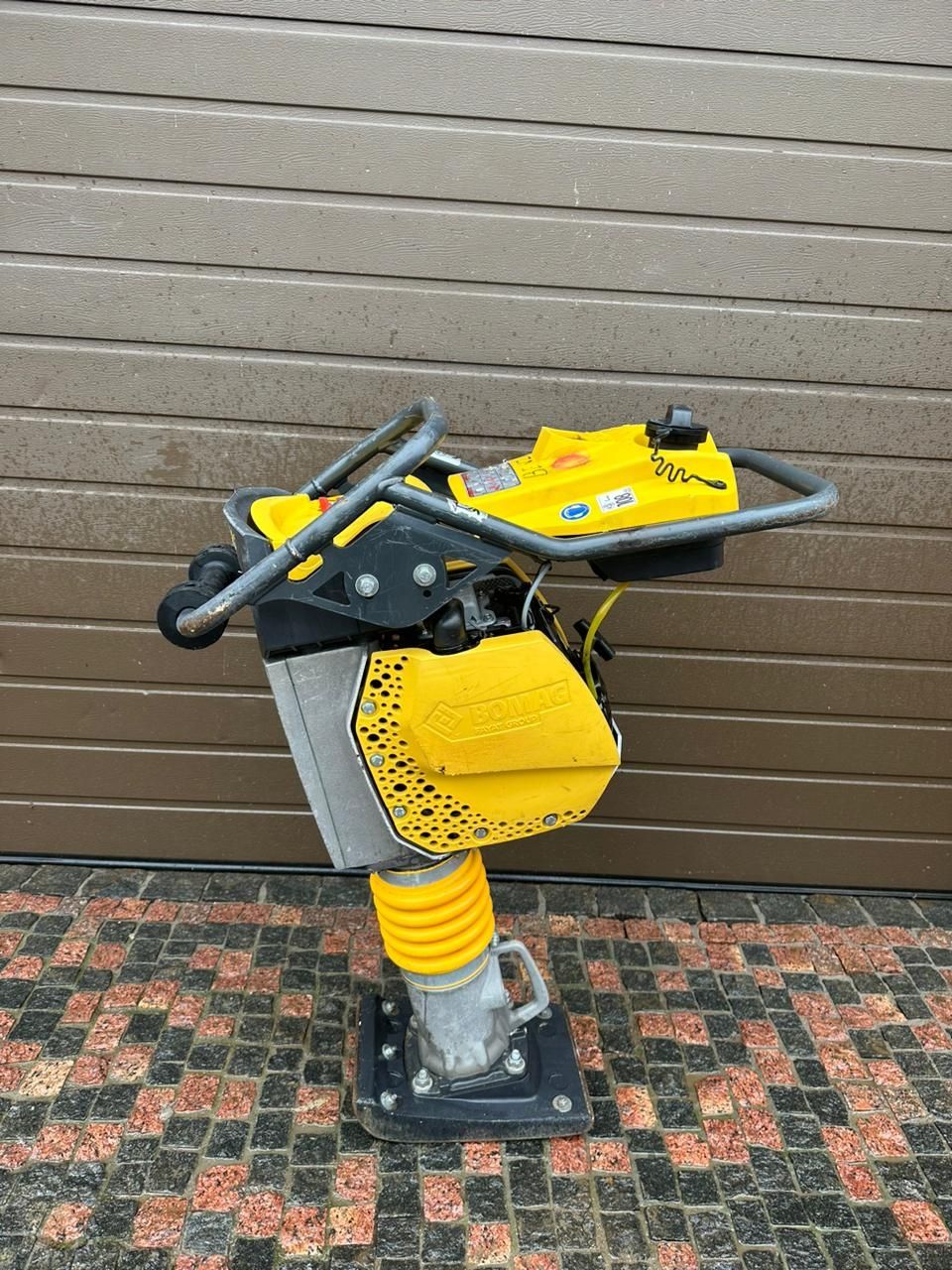 Вібронога віброплита Трамбовка BOMAG bt/60