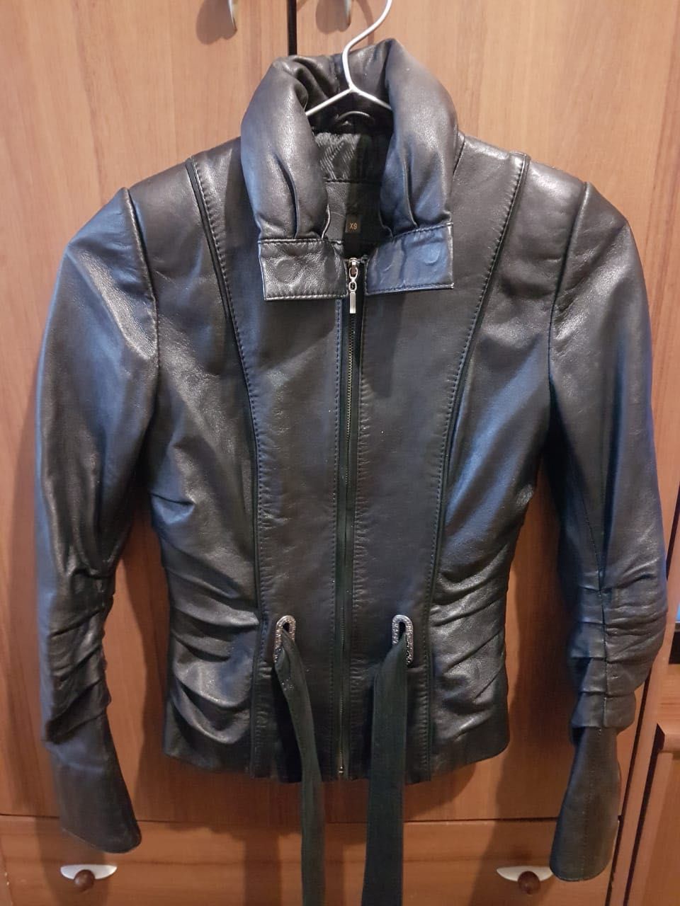 Натуральная кожаная шкіряна куртка курточка, розмір XS