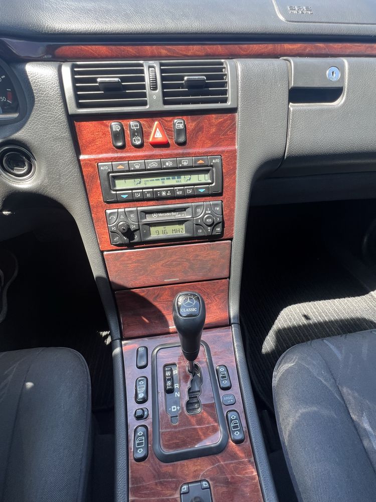Mercedes E220 CDI Station 2001