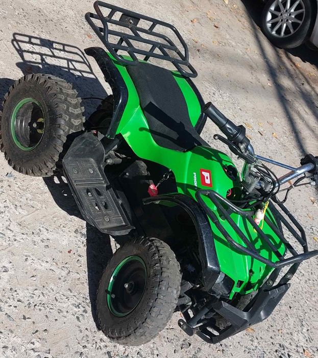 Продам Квадроцикл в отличном состоянии!!