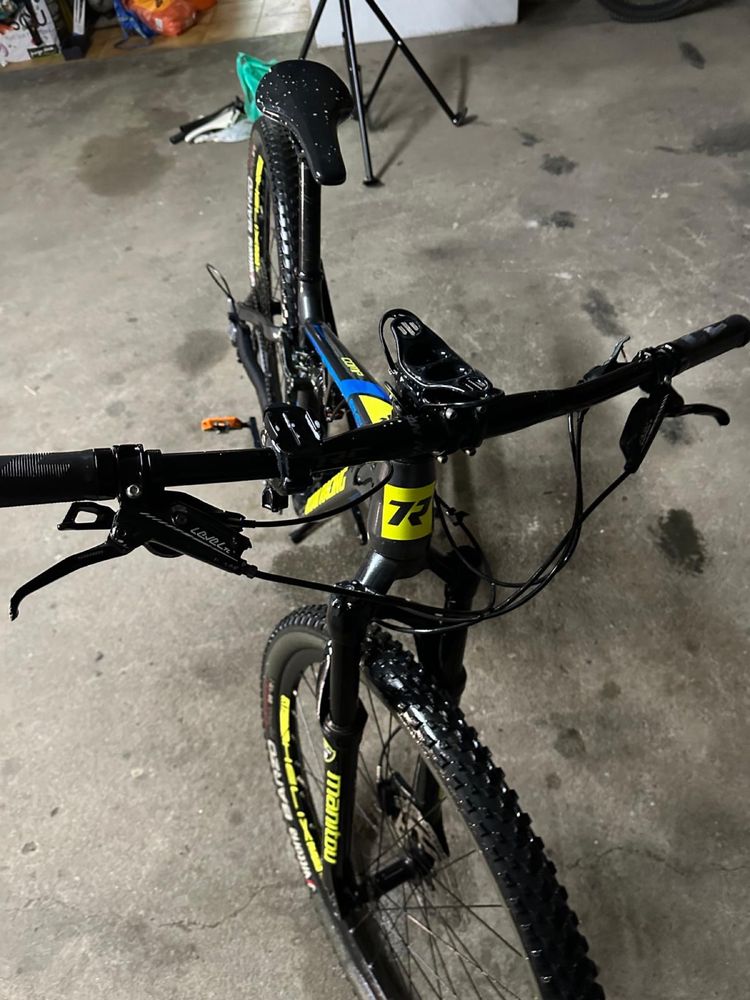 Bicicleta titan racing