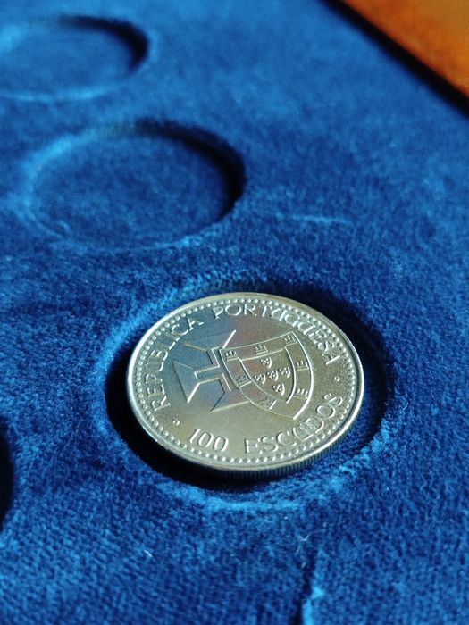 Moeda comemorativa de 100 Escudos- Porto Santo