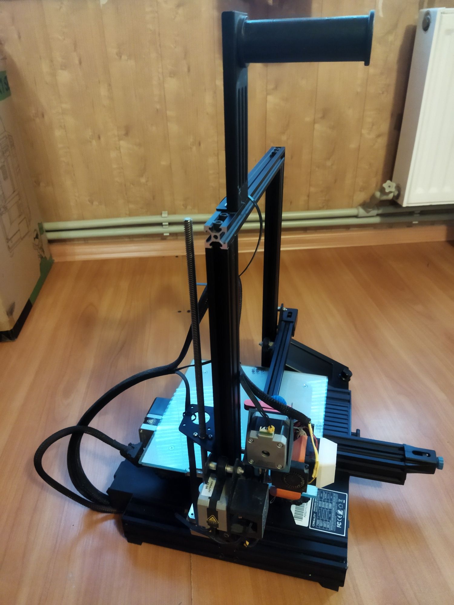 Продам 3D принтер Ender 3 v2