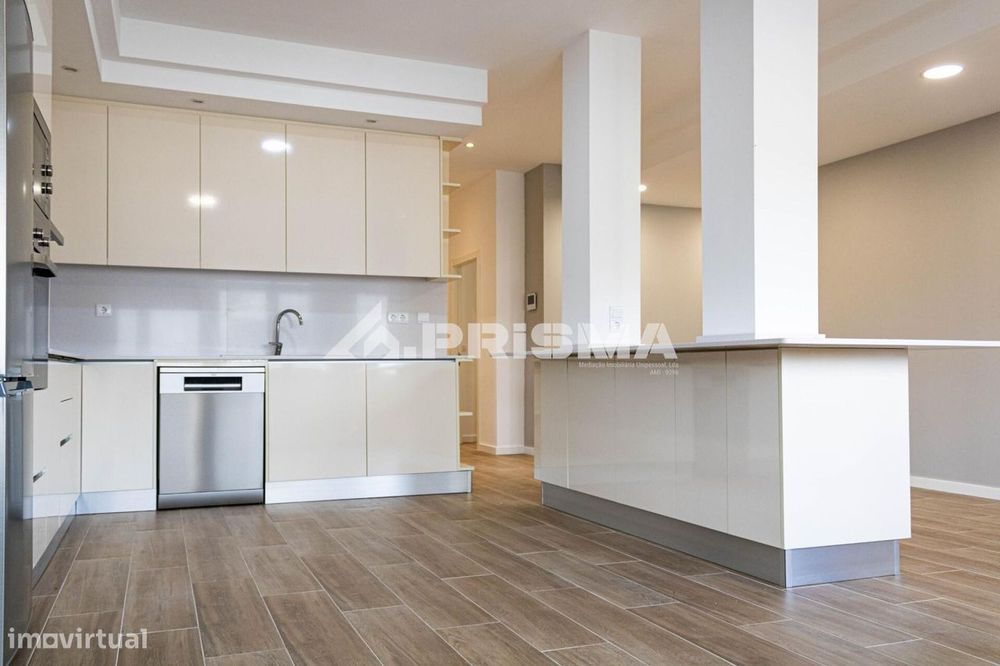 Apartamento T3 com garagem para venda em Castelo Branco, Centro