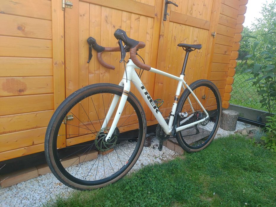 Trek checkpoint al (shimano 105, hydraulika)