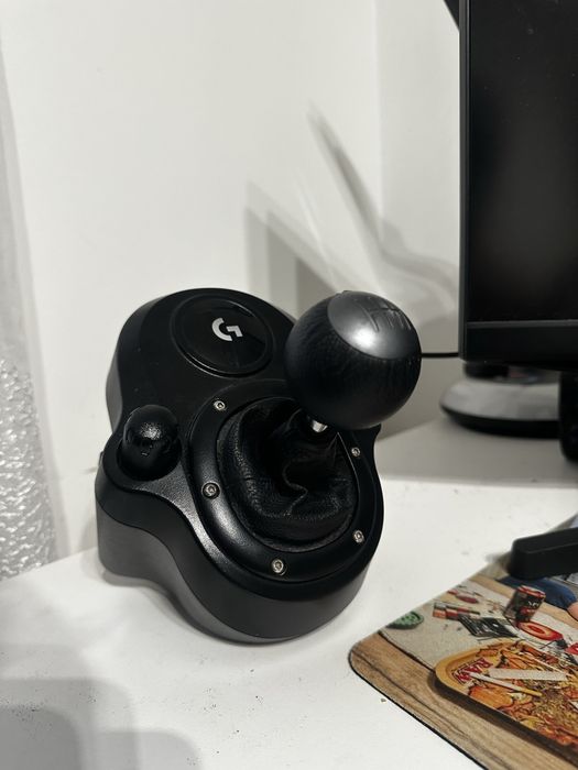 Logitech G29 + shifter