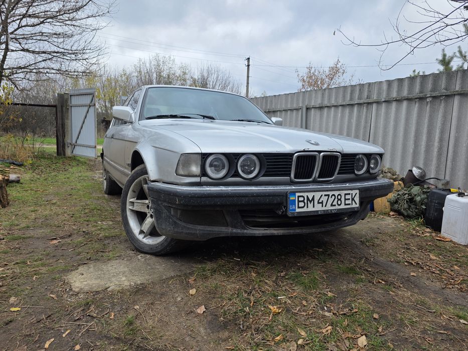 Продаю BMW e32 730