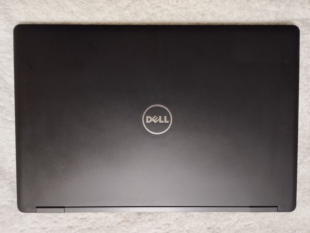 Игровой Dell 5580 IPS i5-6440HQ/8gb DDR4/SSD 256gb/nVidia 940mx