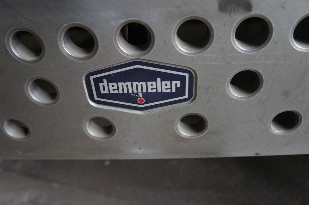 Sprzedam stół montażowy